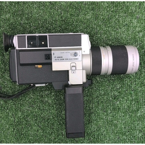 Canon Other - Vintage CANON Auto Zoom 1014 Electronic, Super 8 Film  Camera Not Working